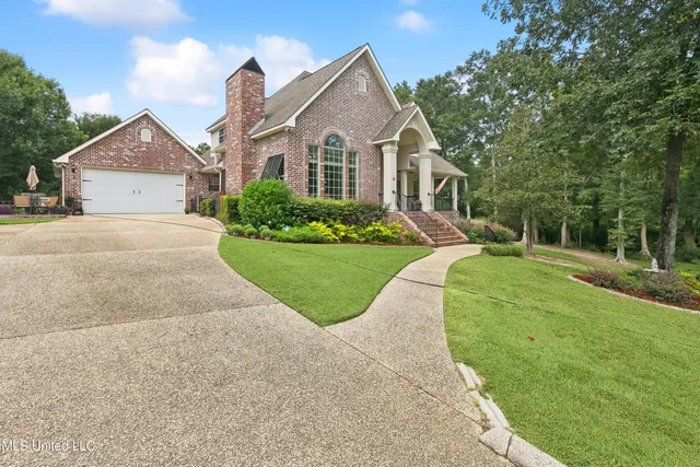 $475,000 | 19 Long Lake, Carriere, MS 39426