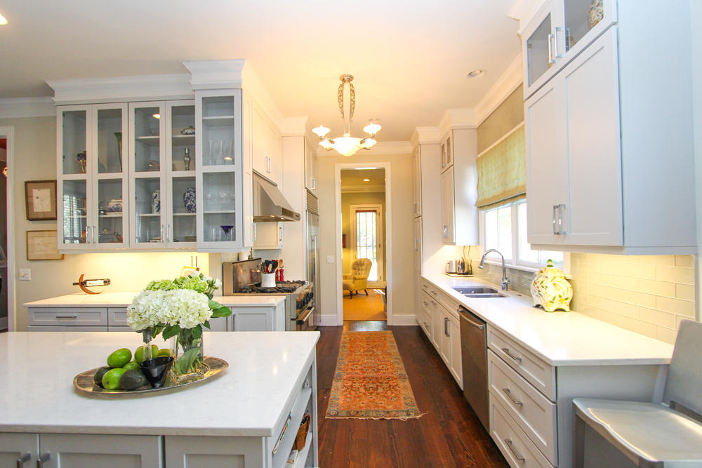 253 Ponsbury Road Mount Pleasant, SC 29464 - Photo 11 of 32 Kitchen view 2