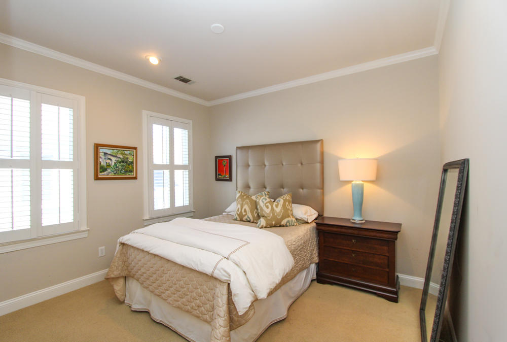 253 Ponsbury Road Mount Pleasant, SC 29464 - Photo 16 of 32 Guest bedroom 1