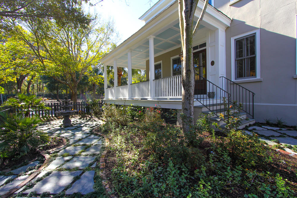 253 Ponsbury Road Mount Pleasant, SC 29464 - Photo 25 of 32 Exterior - Garden