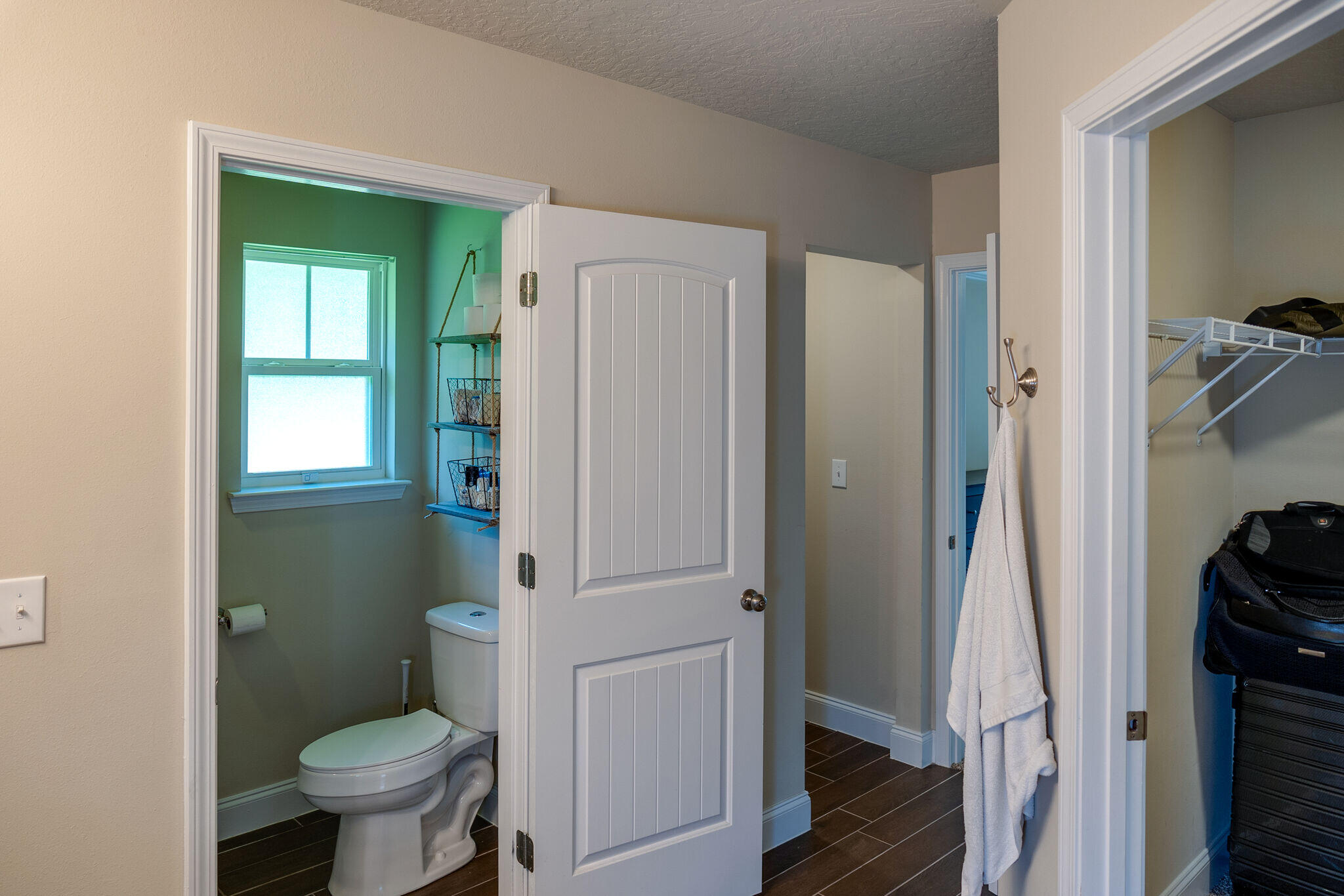 4723 Chanson Crossing Crestview, FL 32539 - Photo 31 of 58 a bathroom with a sink toilet and shower