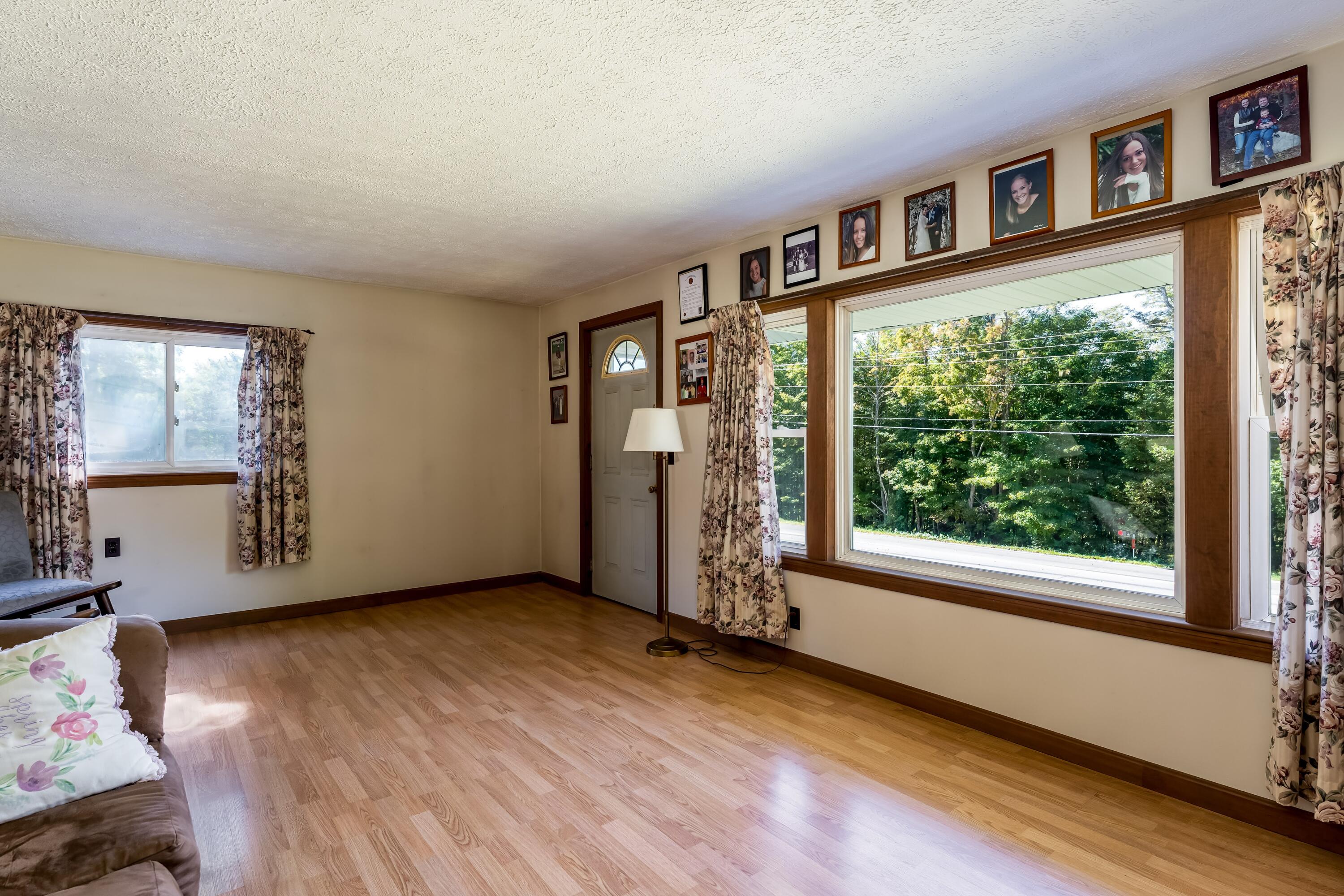 388 Hallowell Road Augusta, ME 04330 - Photo 11 of 38 DSC04981-HDR-Edit