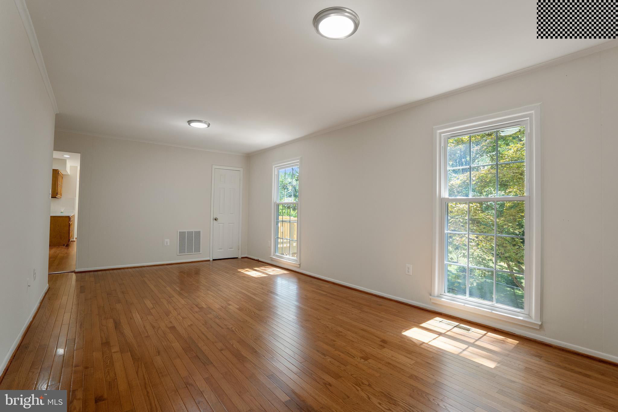 13486 Keytone Road Woodbridge, VA 22193 - Photo 12 of 47 Gallery Image 12