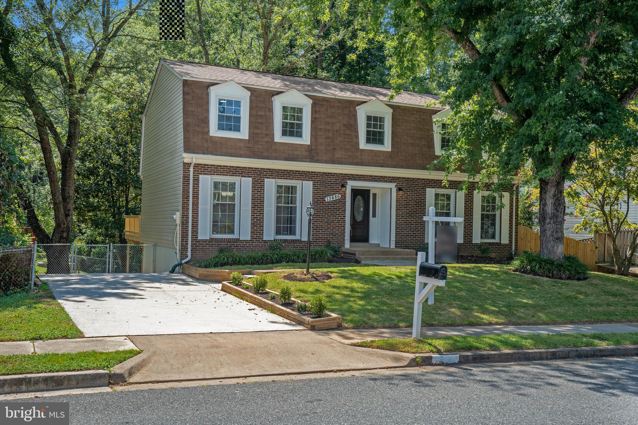 13486 Keytone Road Woodbridge, VA 22193 - Photo 3 of 47 Gallery Image 3