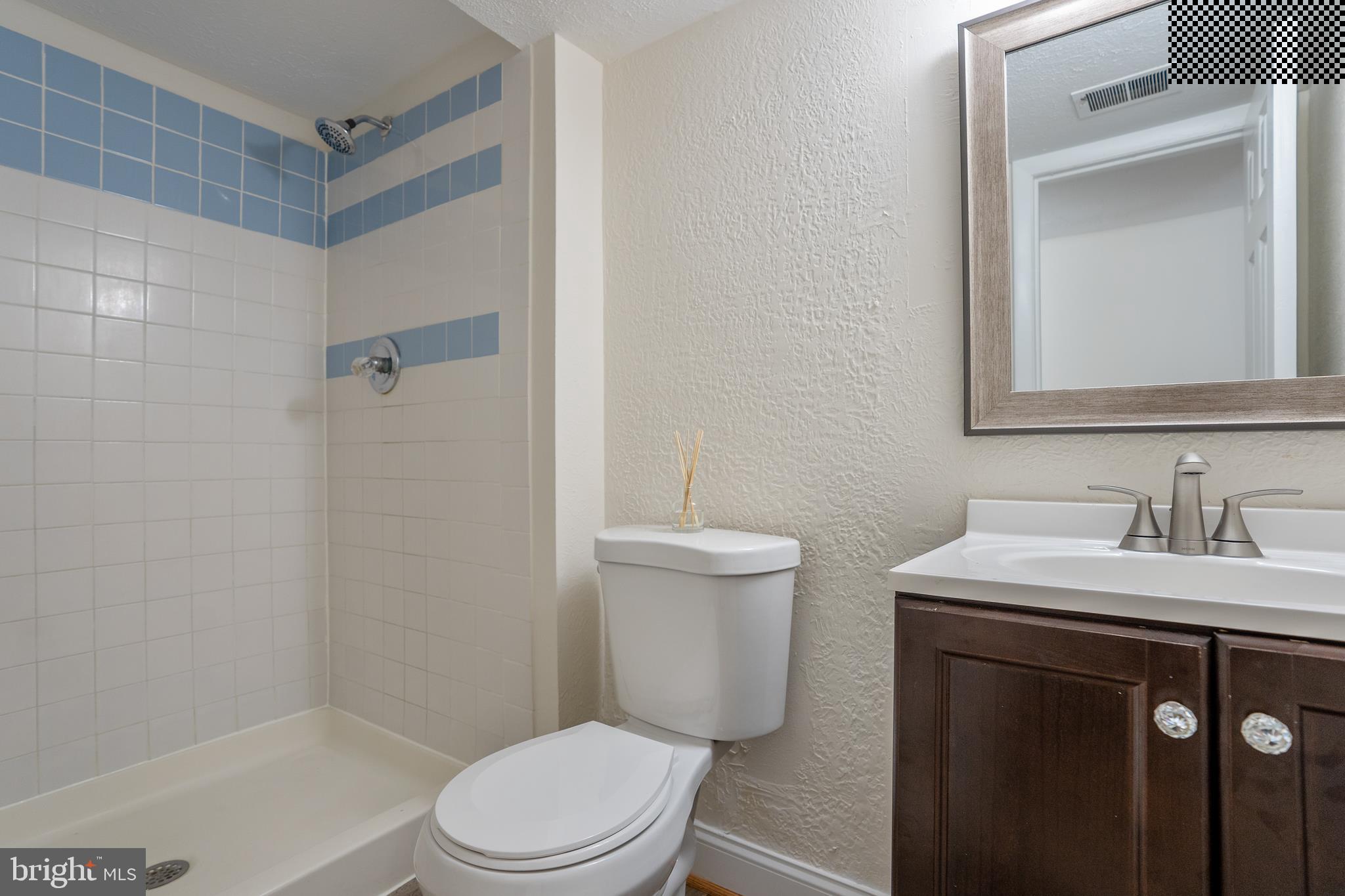 13486 Keytone Road Woodbridge, VA 22193 - Photo 28 of 47 Gallery Image 28