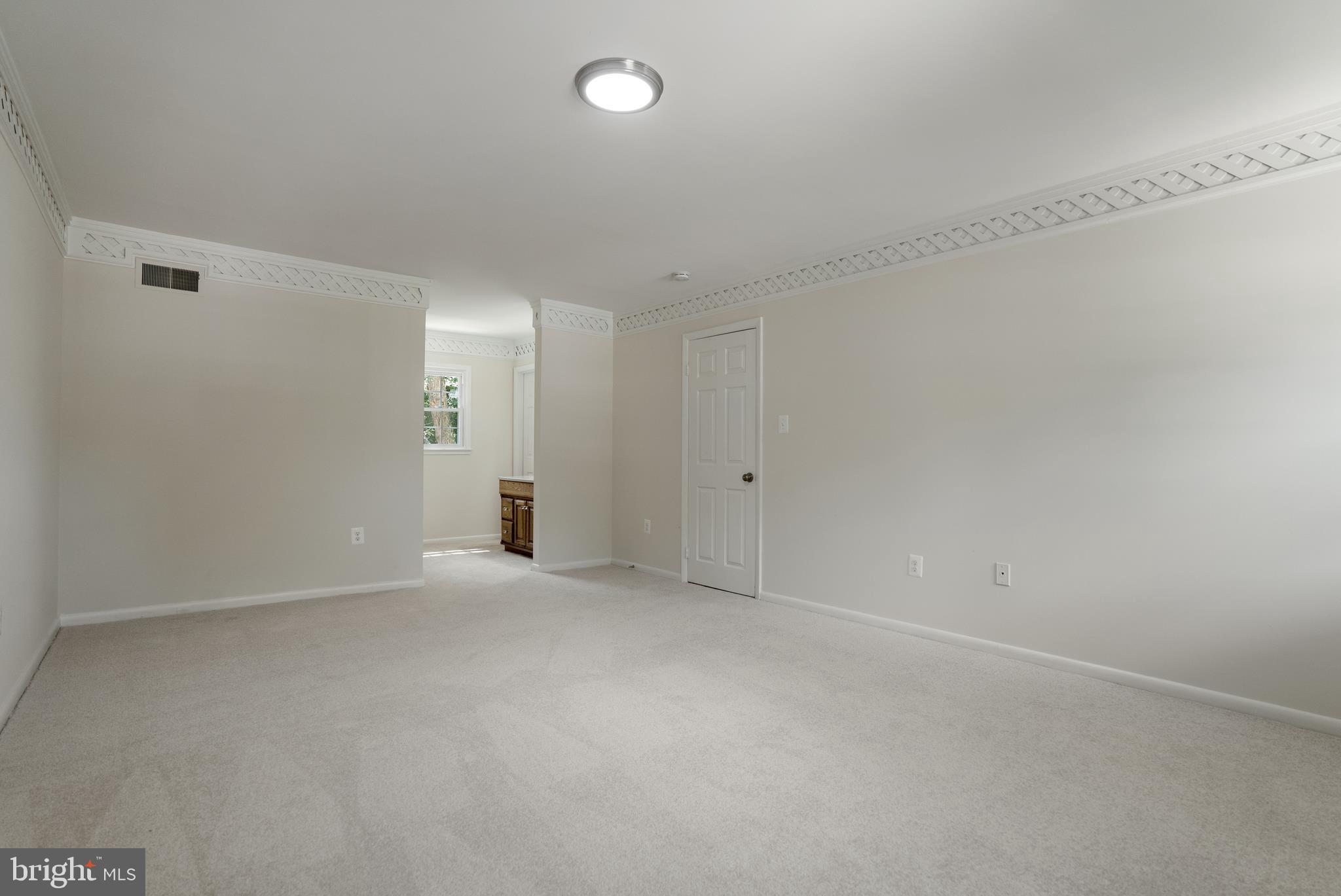 13486 Keytone Road Woodbridge, VA 22193 - Photo 29 of 47 Gallery Image 29