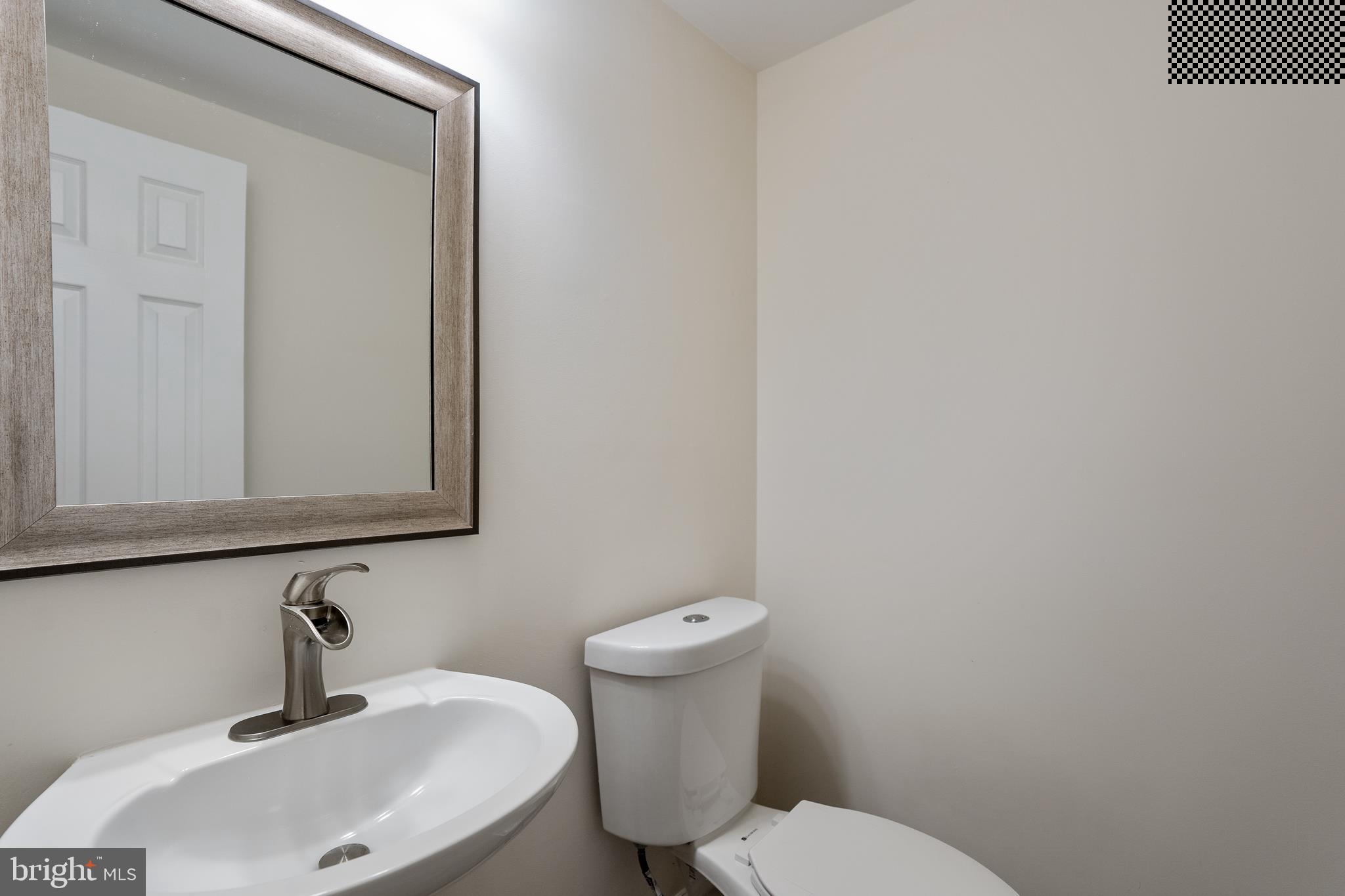 13486 Keytone Road Woodbridge, VA 22193 - Photo 33 of 47 Gallery Image 33