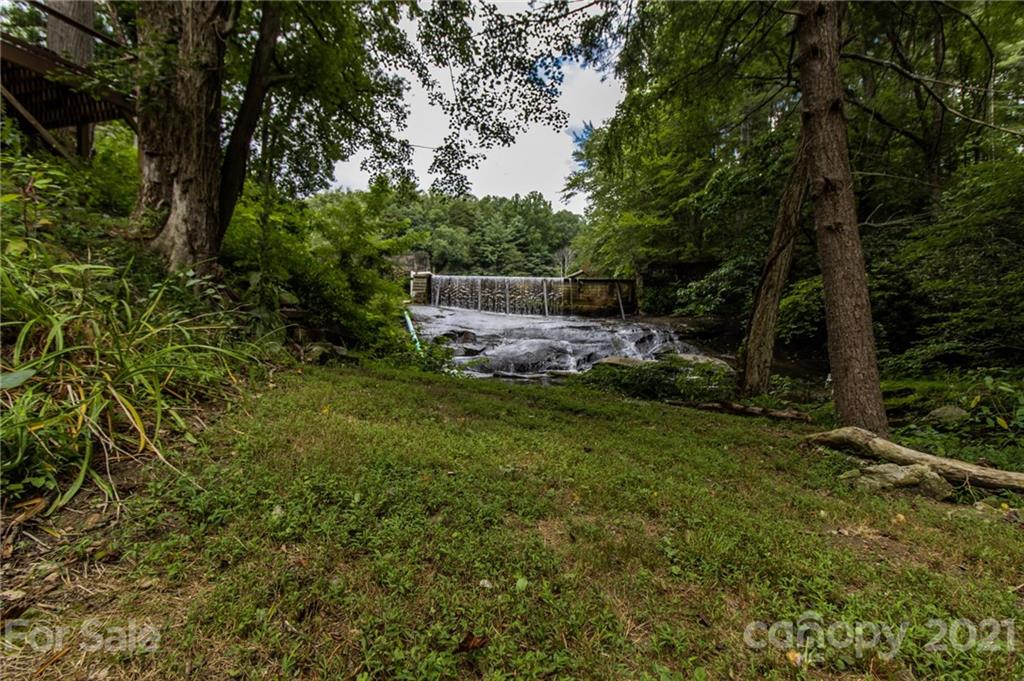 1287 Brookside Camp Road Hendersonville, NC 28792 - Photo 13 of 42 Gallery Image 13