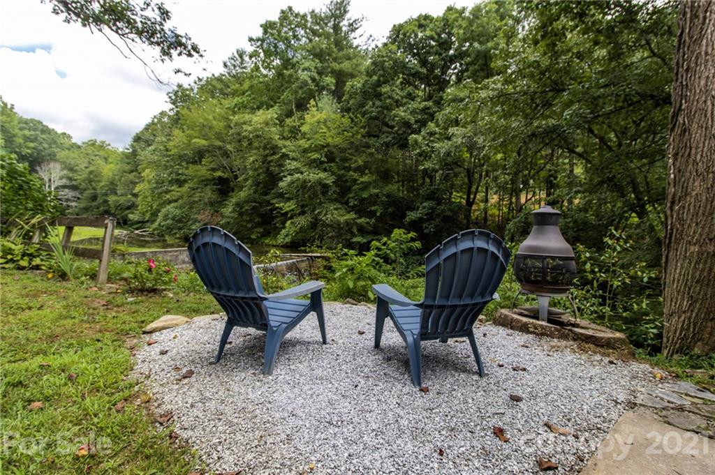 1287 Brookside Camp Road Hendersonville, NC 28792 - Photo 17 of 42 Gallery Image 17