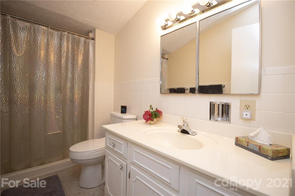 1287 Brookside Camp Road Hendersonville, NC 28792 - Photo 29 of 42 Gallery Image 29