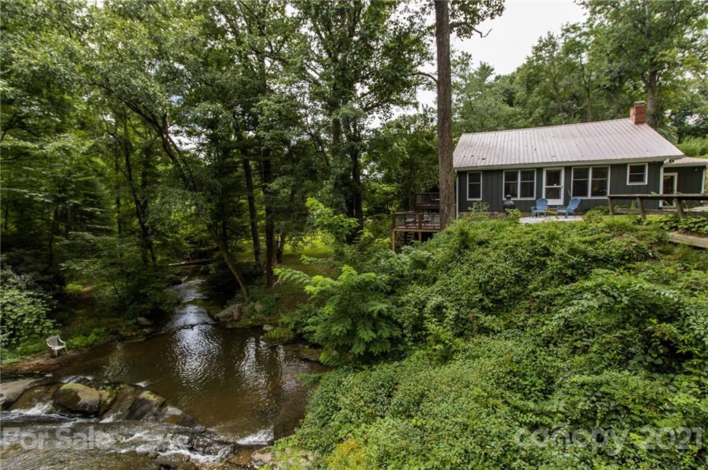 1287 Brookside Camp Road Hendersonville, NC 28792 - Photo 4 of 42 Gallery Image 4