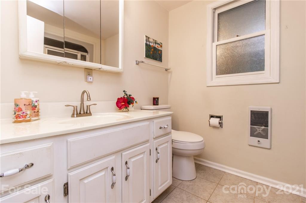 1287 Brookside Camp Road Hendersonville, NC 28792 - Photo 33 of 42 Gallery Image 33