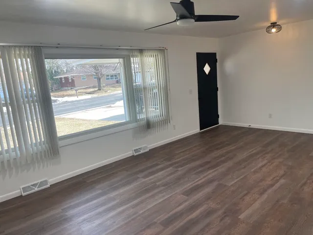 $2,750 | 2727 Florann Drive, Fitchburg, WI 53711