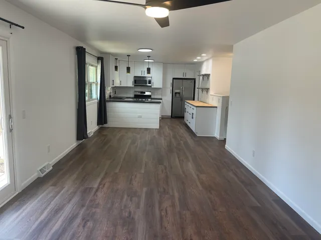 $2,750 | 2727 Florann Drive, Fitchburg, WI 53711