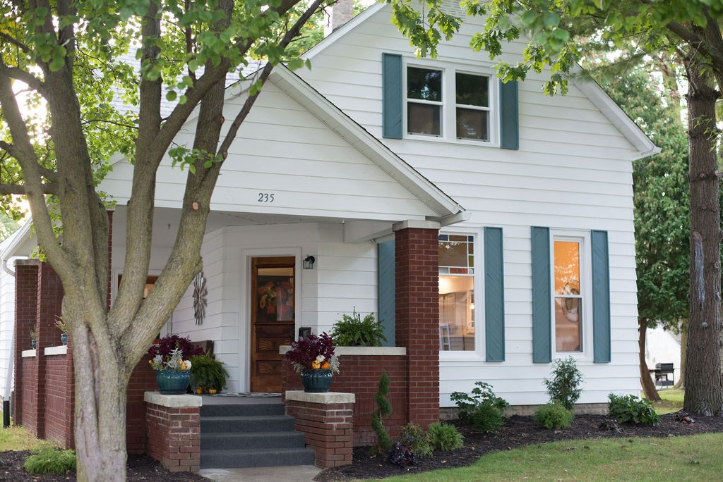 235 North 6th Street Decatur, IN 46733 - Photo 1 of 21