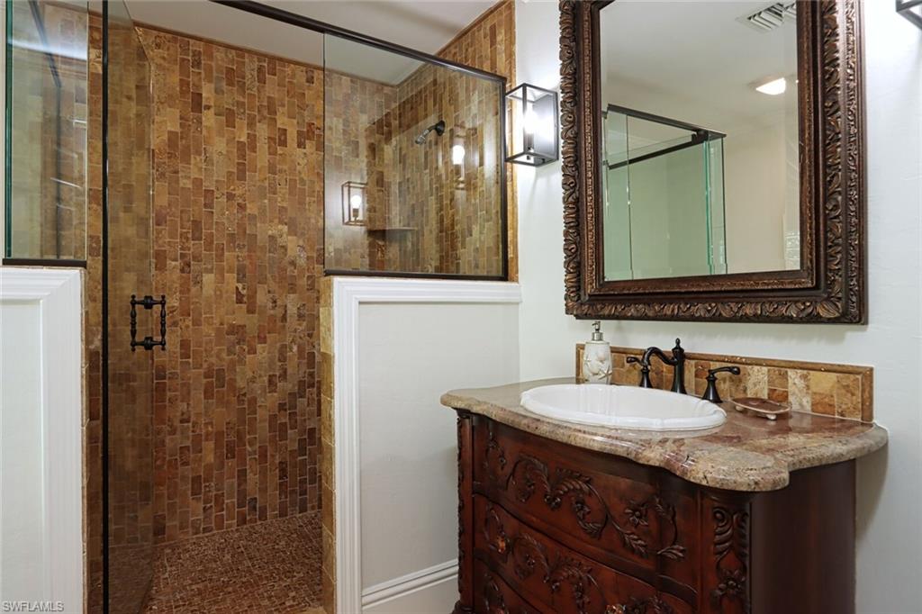 2201 Beacon Lane Naples, FL 34103 - Photo 23 of 41