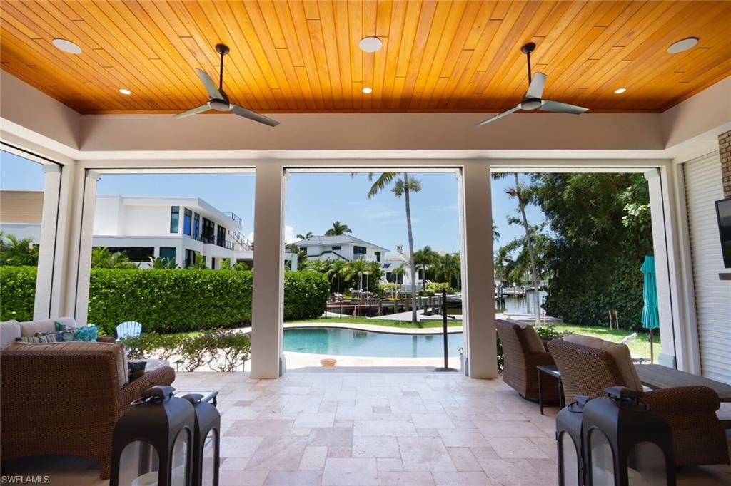 2201 Beacon Lane Naples, FL 34103 - Photo 33 of 41