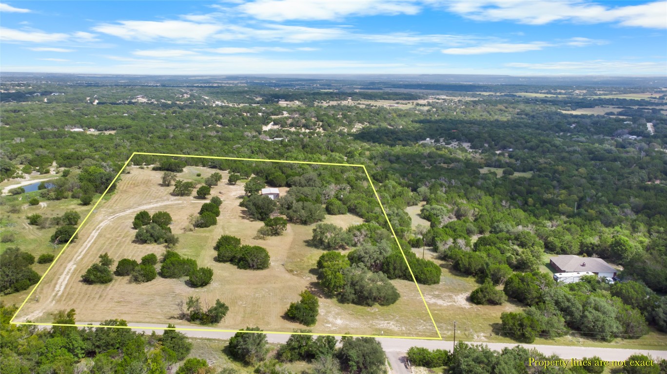 315 County Road 3106 Kempner, TX 76539 - Photo 2 of 16 a view of a city