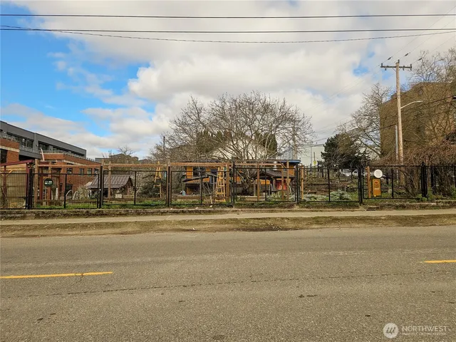 $800,000 | 2435 South Walker Street, Seattle, WA 98144