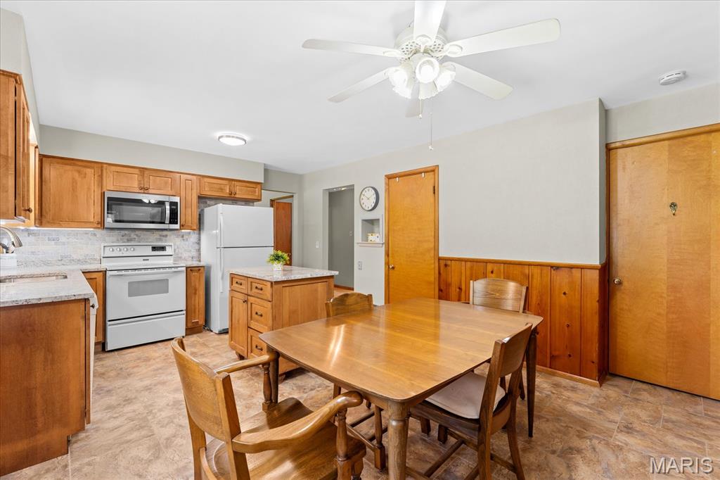 1019 Merrill Street Lebanon, IL 62254 - Photo 20 of 35