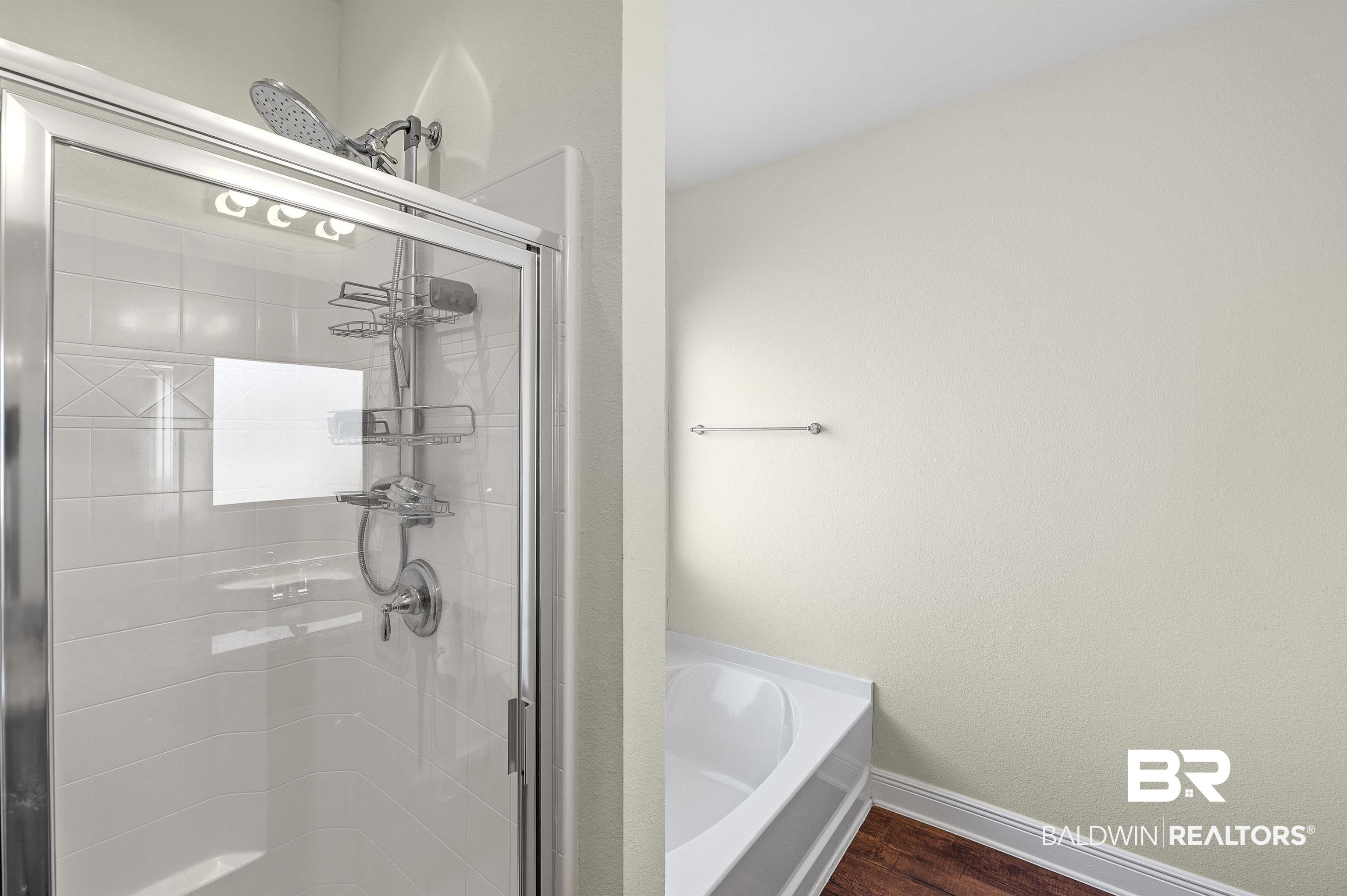 1720 Covington Lane Foley, AL 36535 - Photo 28 of 39 Master Bath