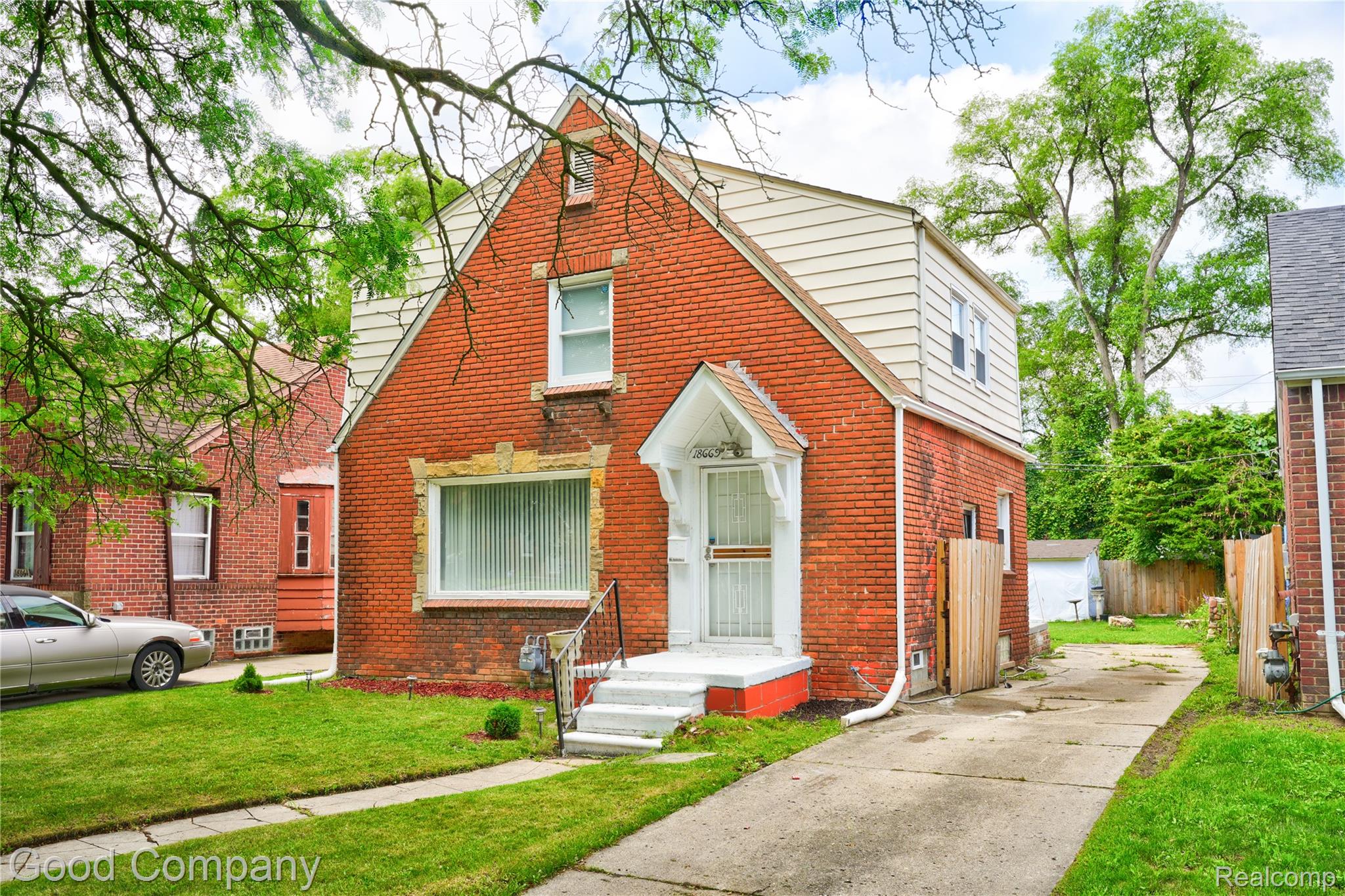 18669 Coyle Street Detroit, MI 48235 - Photo 1 of 41 18669 Coyle St. Detroit-1.jpg