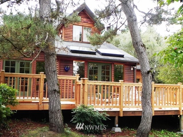 4815 Lake Alice Road Southeast Fall City, WA 98024 - Photo 5 of 22 Gallery Image 5