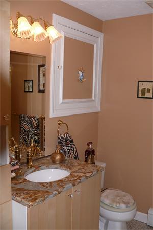 34 Trayer Road Canton, MA 02021 - Photo 27 of 30 Gallery Image 27