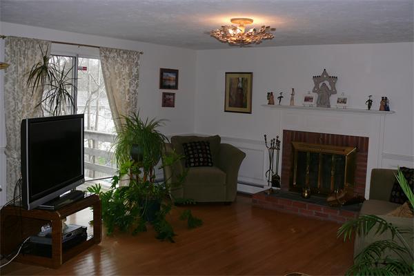 34 Trayer Road Canton, MA 02021 - Photo 8 of 30 Gallery Image 8