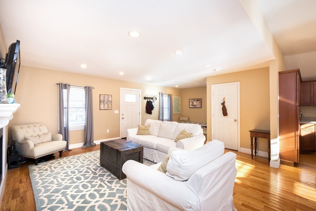 12 Seamore Road Scituate, MA 02066 - Photo 6 of 29