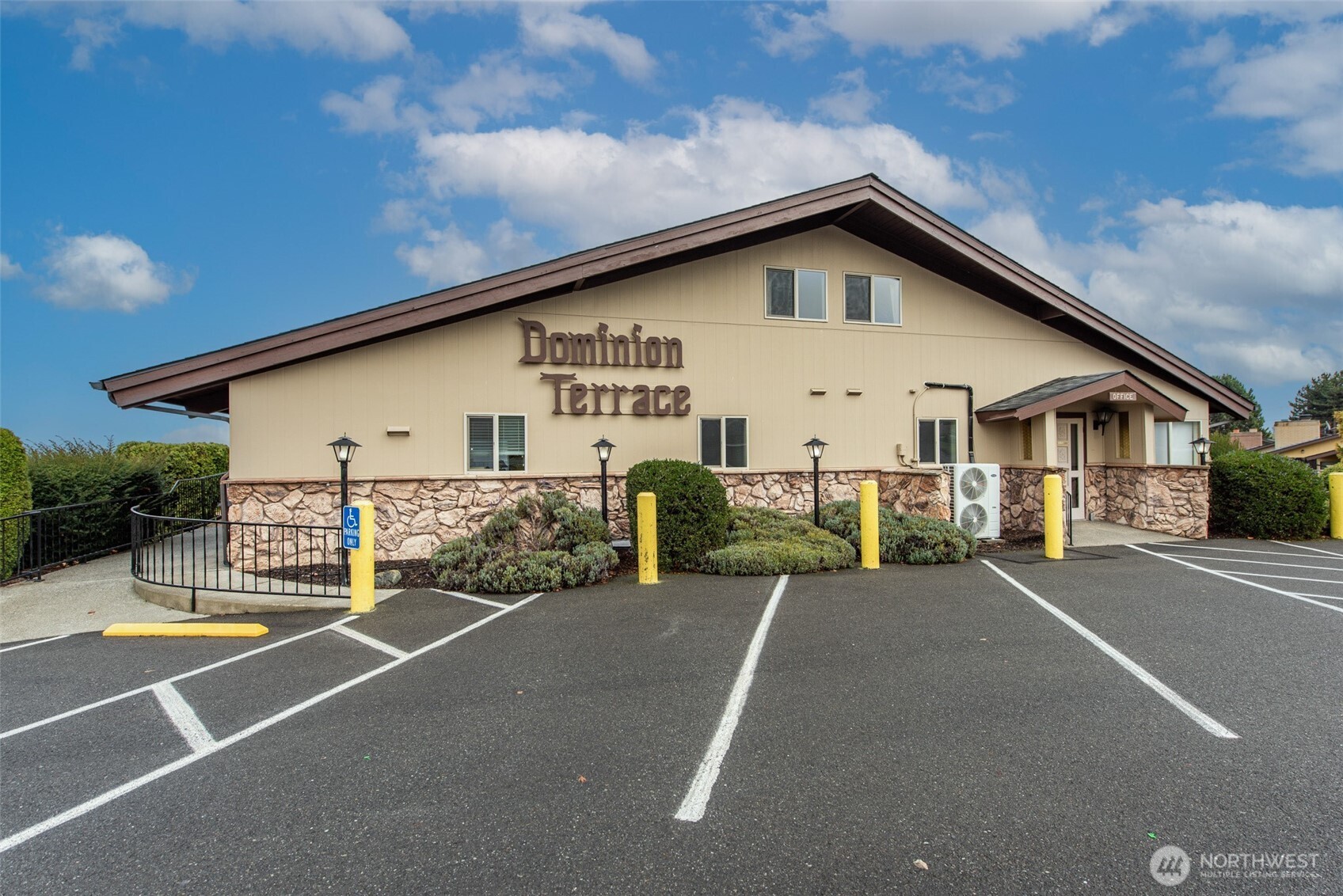 1301 South 3rd Avenue, Unit 1AL Sequim, WA 98382 - Photo 31 of 35