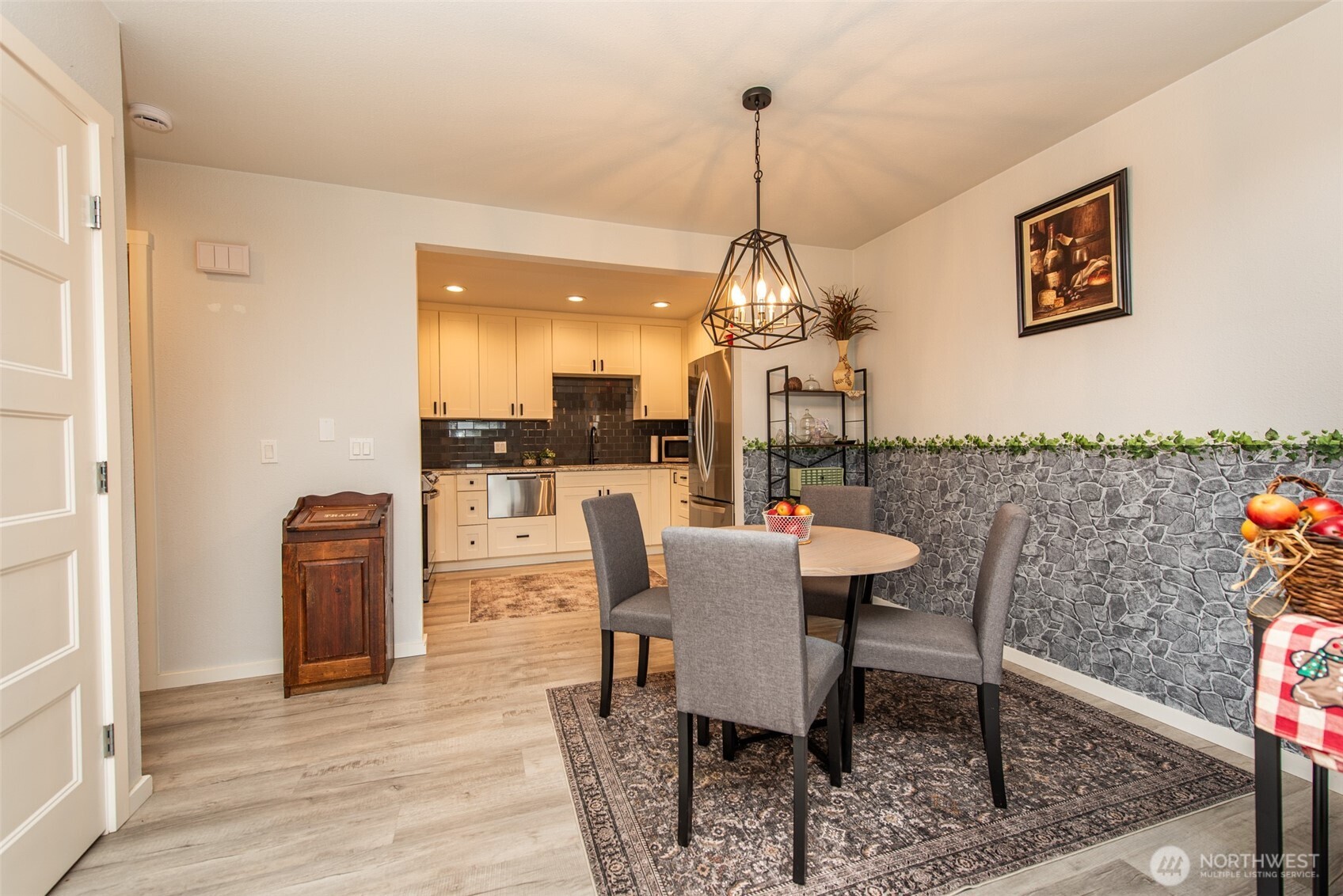 1301 South 3rd Avenue, Unit 1AL Sequim, WA 98382 - Photo 10 of 35