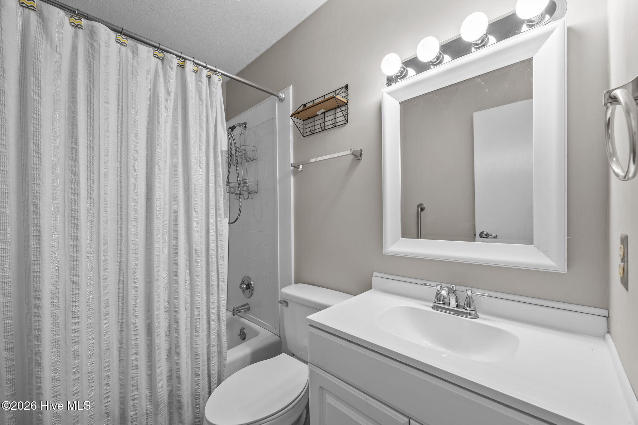 3992 Sunny Lane Ayden, NC 28513 - Photo 27 of 39 38-web-or-mls-IMG_1606