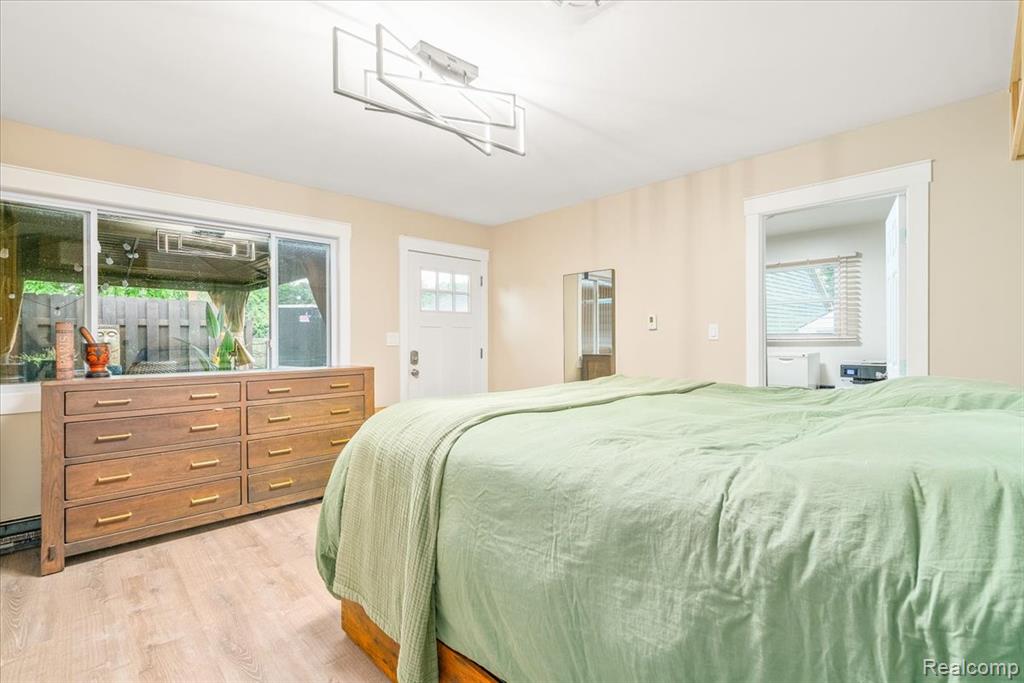 23480 Karr Road Belleville, MI 48111 - Photo 12 of 23 Gallery Image 12