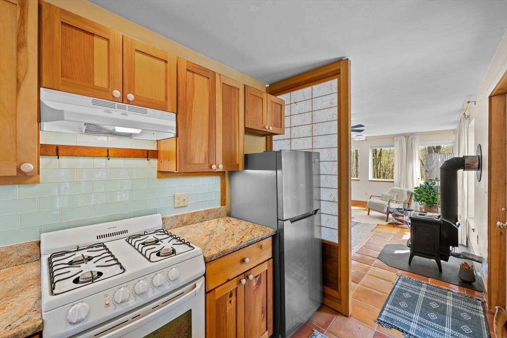 999 Sheldon Road Barre, MA 01005 - Photo 15 of 41 Gallery Image 15