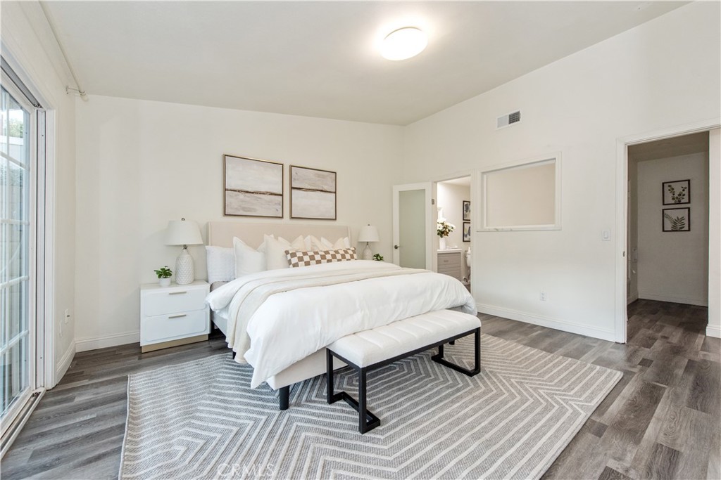 1 Emperor Irvine, CA 92604 - Photo 21 of 31