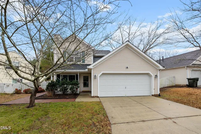 $2,100 | 6 Tinsbury Place, Durham, NC 27713