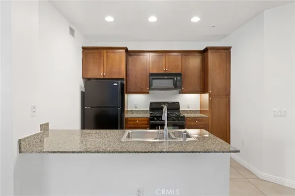 $2,650 | 1158 Scholarship, Irvine, CA 92612