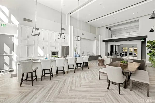 $2,650 | 1158 Scholarship, Irvine, CA 92612