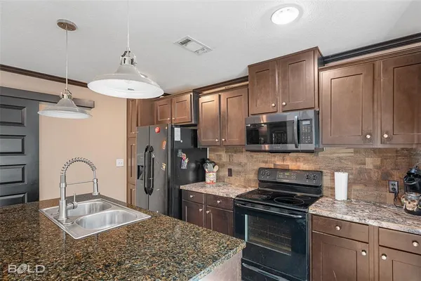 $159,900 | 9489 Capps City Road, Rodessa, LA 71069