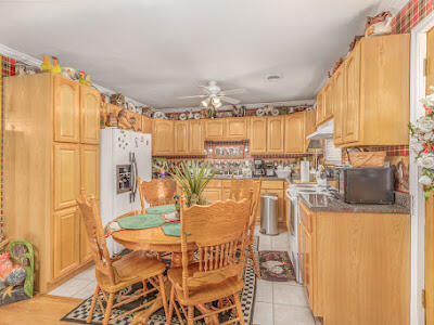 4361 Chestnut Ridge Road Eidson, TN 37731 - Photo 7 of 42 2E7F15B9-8963-4B43-BC08-920EB5E2AE1C
