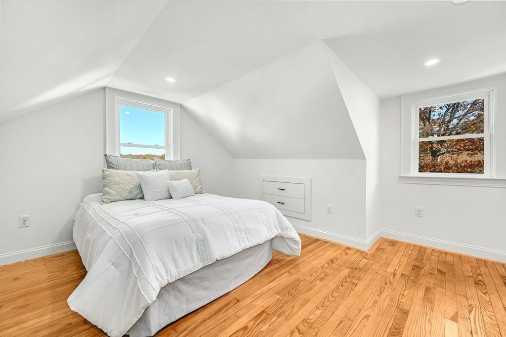 16 Alward Road Boston, MA 02132 - Photo 18 of 41 Gallery Image 18