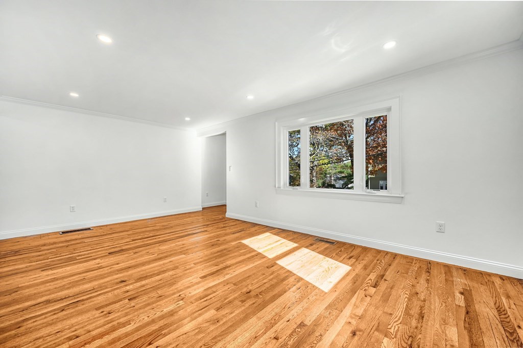 16 Alward Road Boston, MA 02132 - Photo 4 of 41 Gallery Image 4