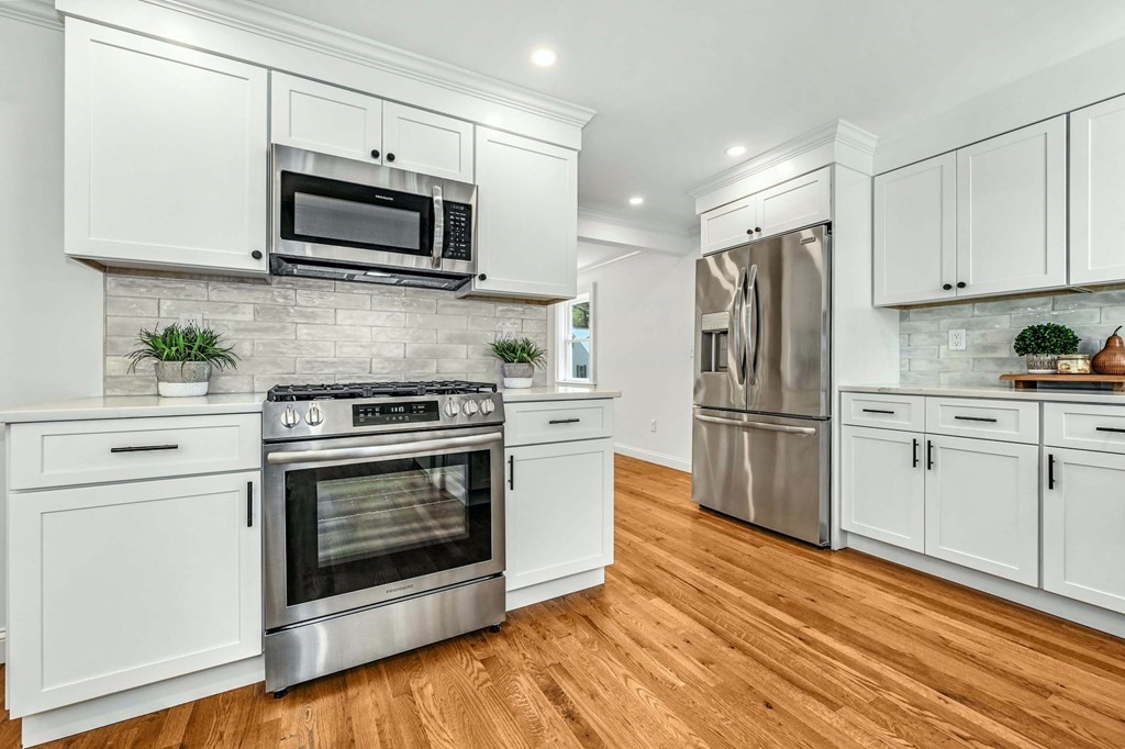 16 Alward Road Boston, MA 02132 - Photo 6 of 41 Gallery Image 6
