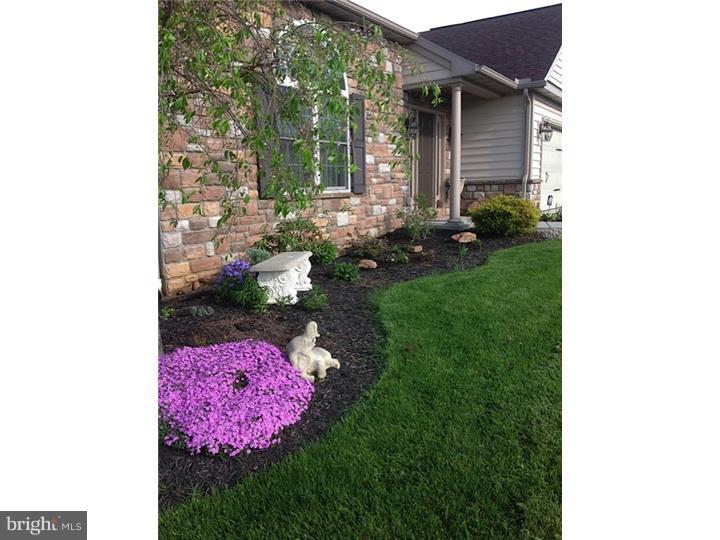 5109 Stoudts Ferry Bridge Road Reading, PA 19605 - Photo 3 of 25 Front Yard