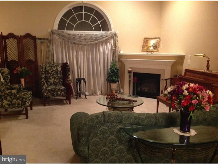 5109 Stoudts Ferry Bridge Road Reading, PA 19605 - Photo 6 of 25 Living Room