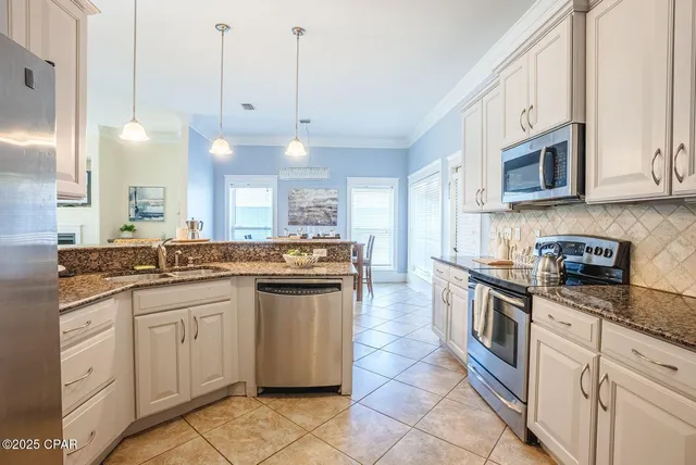 $698,900 | 61 Madie Lane, Santa Rosa Beach, FL 32459