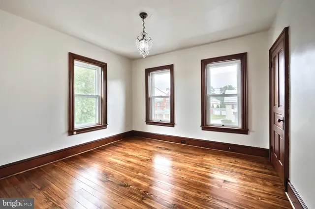 $369,900 | 415 Lincoln Way West, New Oxford, PA 17350