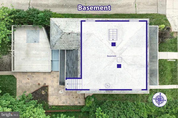 a view of backyard with green space