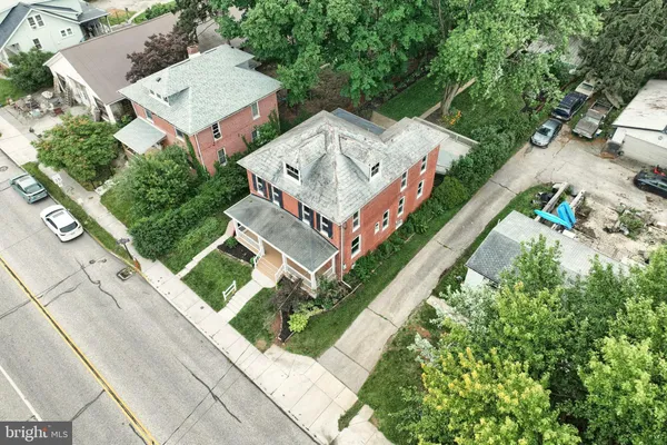 $364,900 | 415 Lincoln Way West, New Oxford, PA 17350